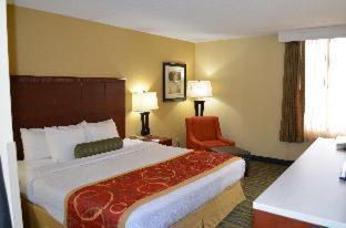 The Independence Inn - Charlotte Matthews Room photo